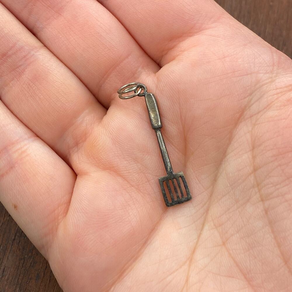 Vintage 925 Sterling Silver Spatula Flipper Cooking Stove Pendant Bracelet Charm